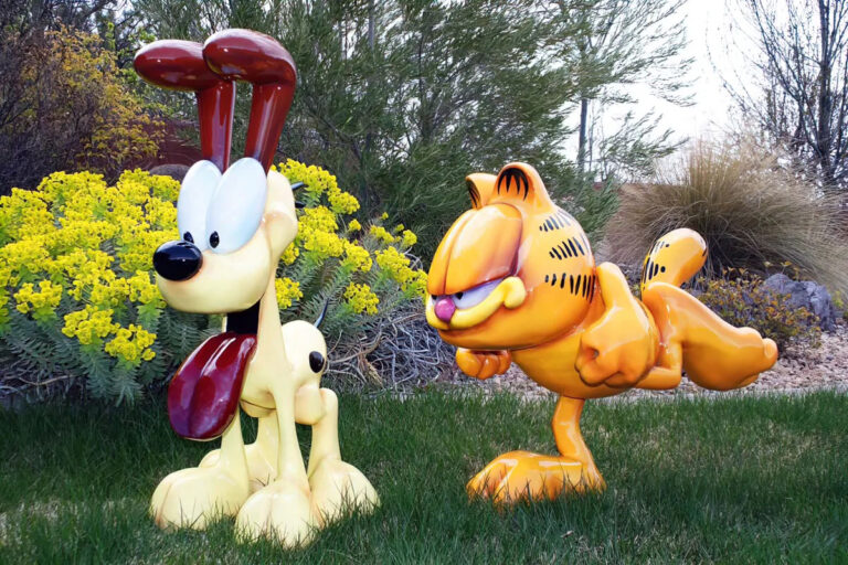 Garfield and Odie Character 3D models Lawn Decoration