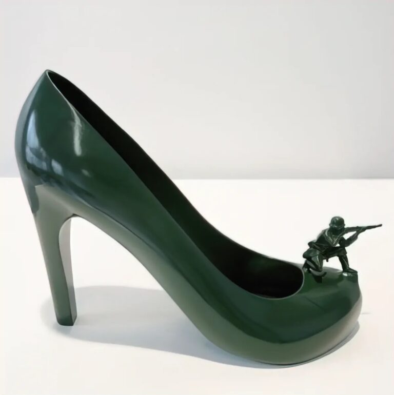 Footwear Designer model 2 - Sebastian Errazuriz