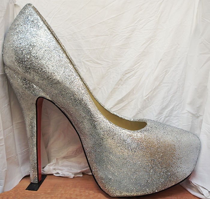 Giant High Heels 3D Replicas Examples Gallery - WhiteClouds