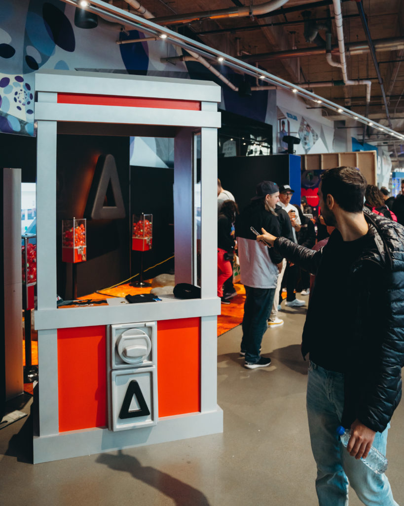 Spacestation Quarter Machine and Logo at Veecon event