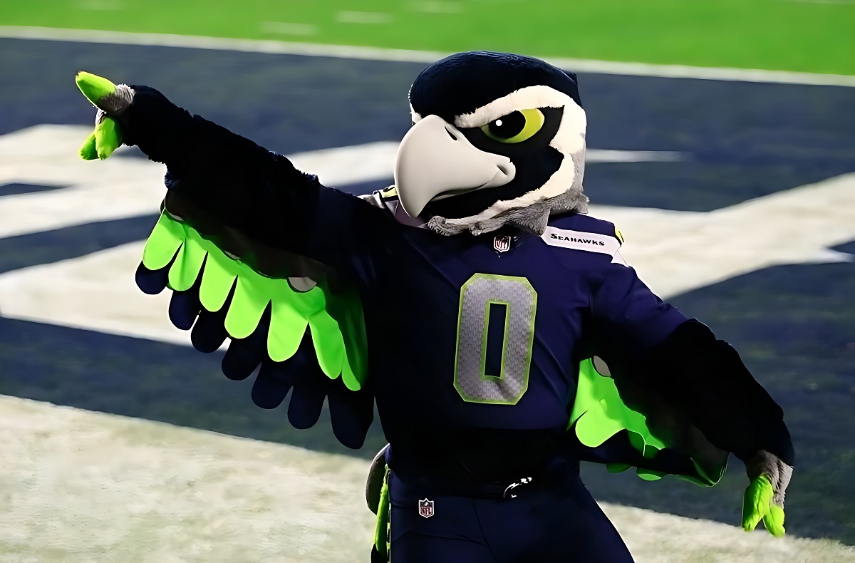 NFL-Mascots-Blitz-Seahawks