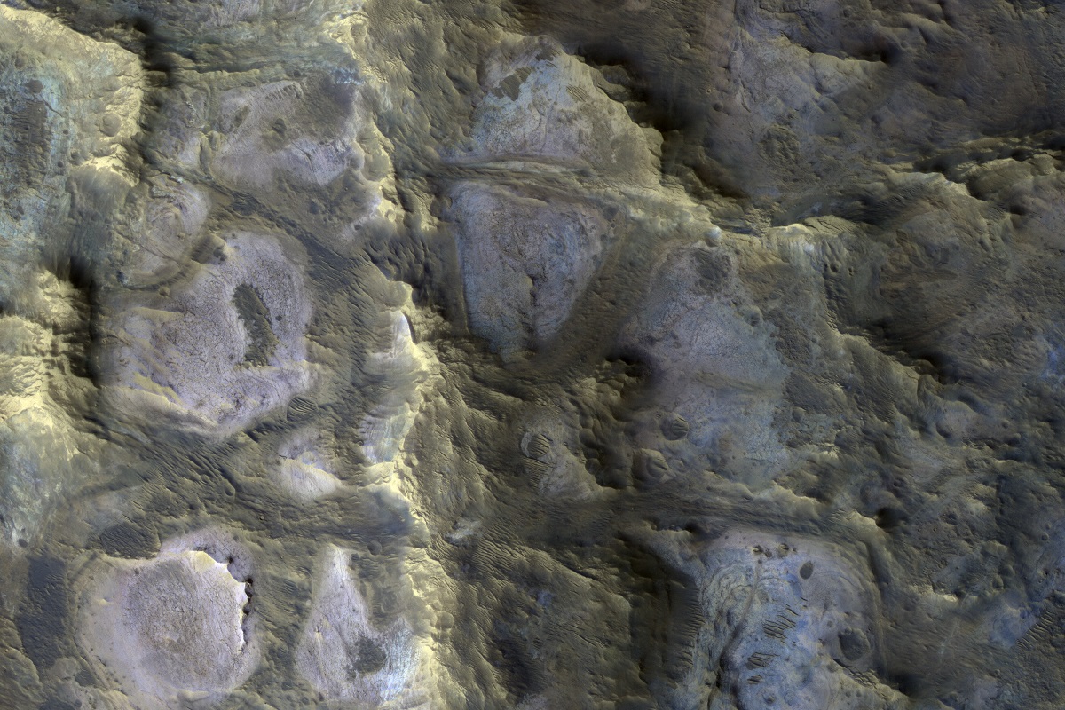 A Technicolor Mound near Oxia Planum