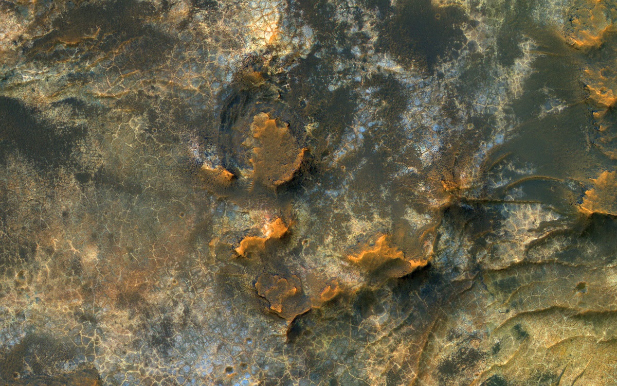 Clay-Rich Terrain in Eridania Basin