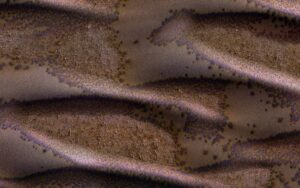 Frosted Dunes - HiRISE Image-ESP_045311_1205