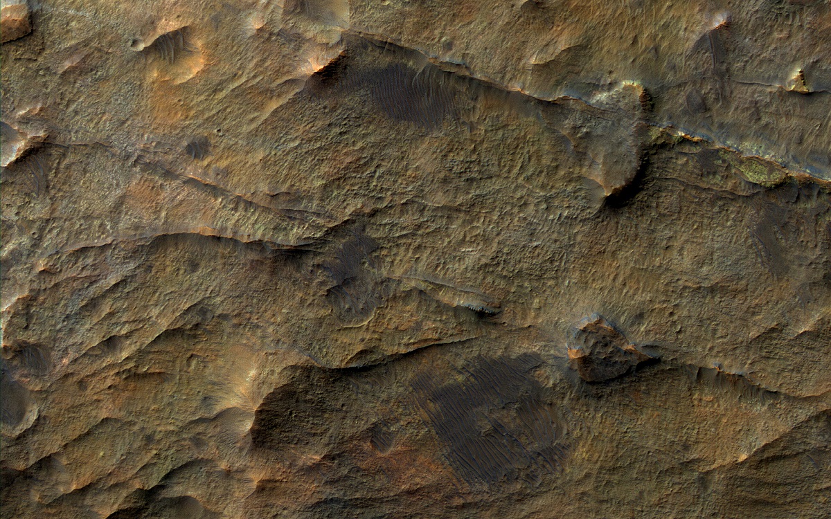 Ridges Near Nirgal Valles