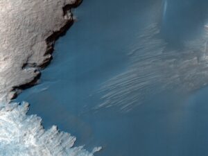Thumbprint Texture on Dark Dunes in Rabe Crater