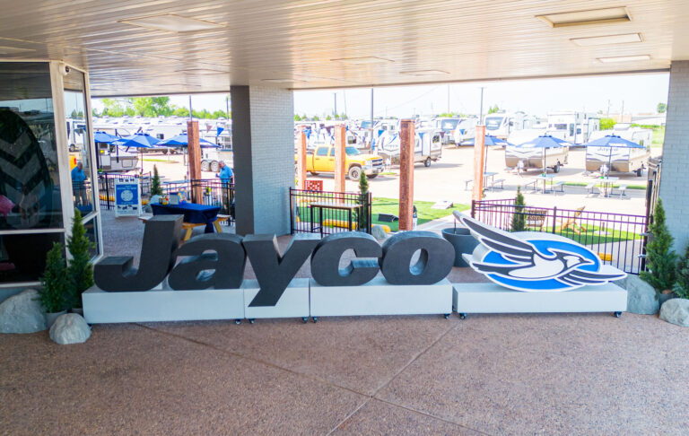 Jayco 3D logo