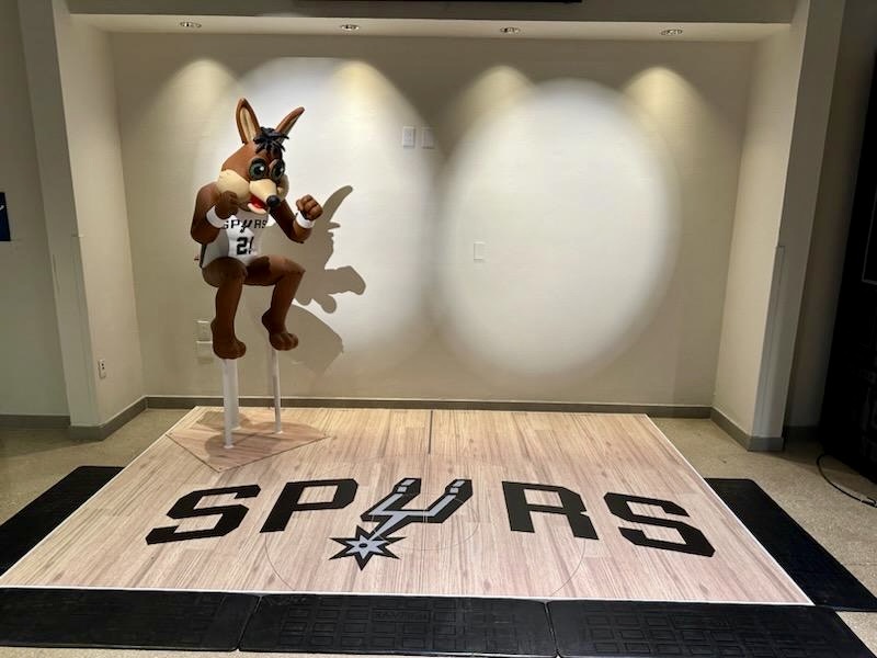 NBA San Antonio Spurs Coyote Mascot statue display