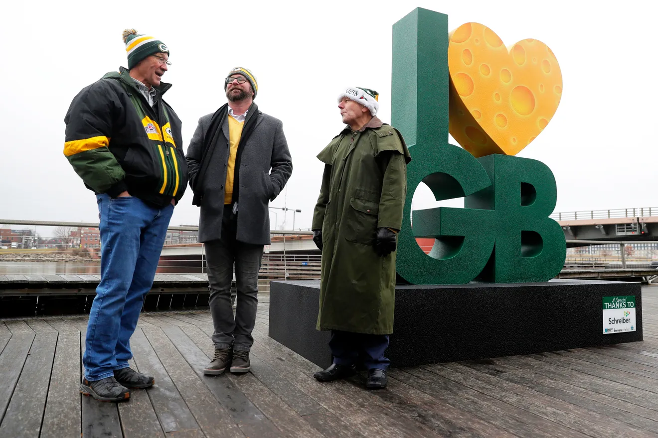 Green Bay Heart Metal Letters