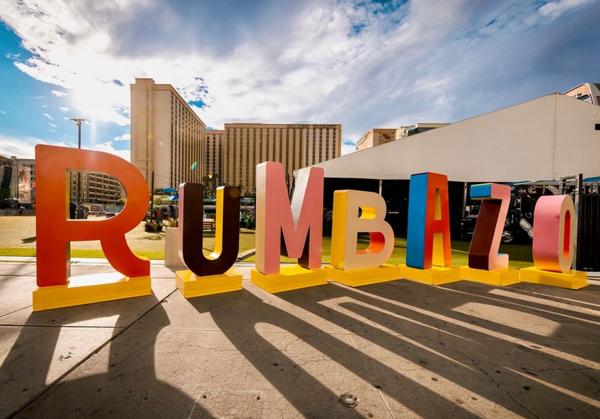 Rumbazo Event Large Metal Letters