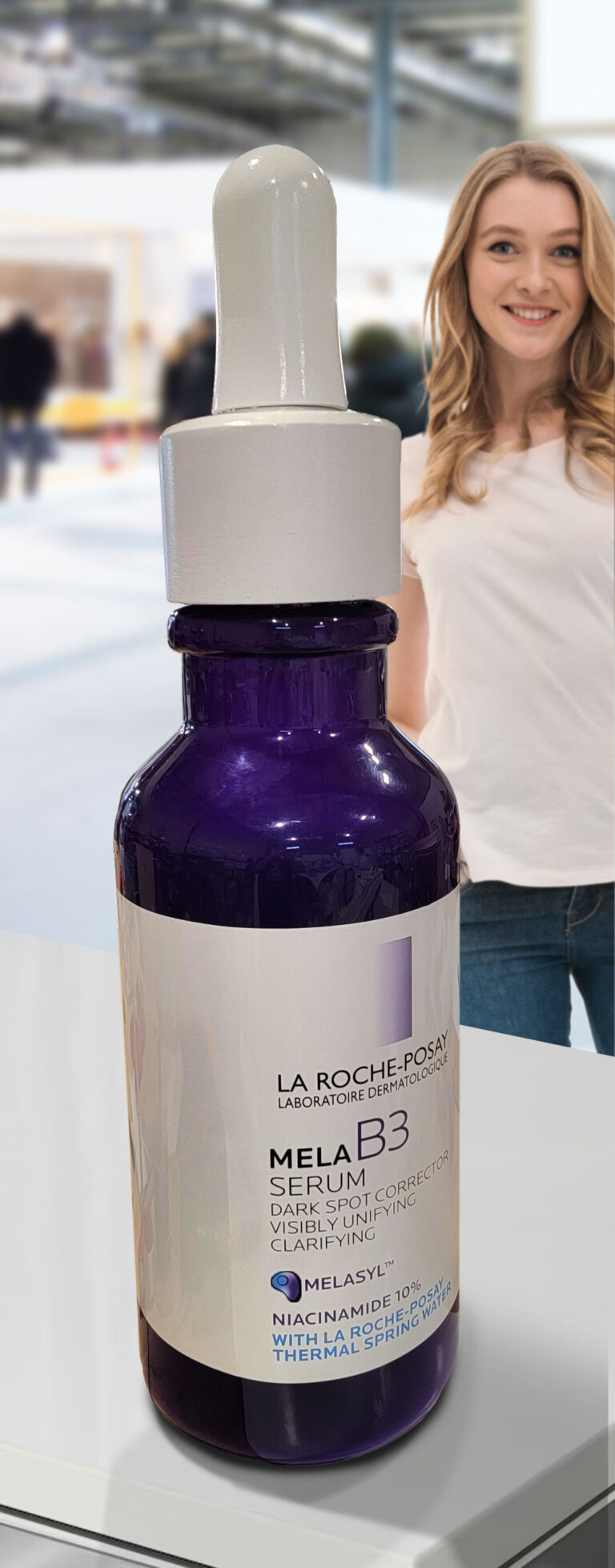 La Roche Posay giant bottle product replica model for trade shows