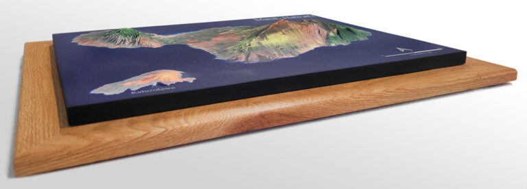 Maui, Hawaii 3D raised relief map