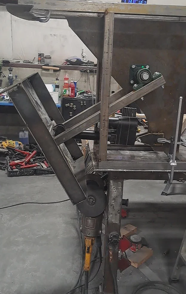 Testing the working jaw mechanism for the giant Luverne nutcracker