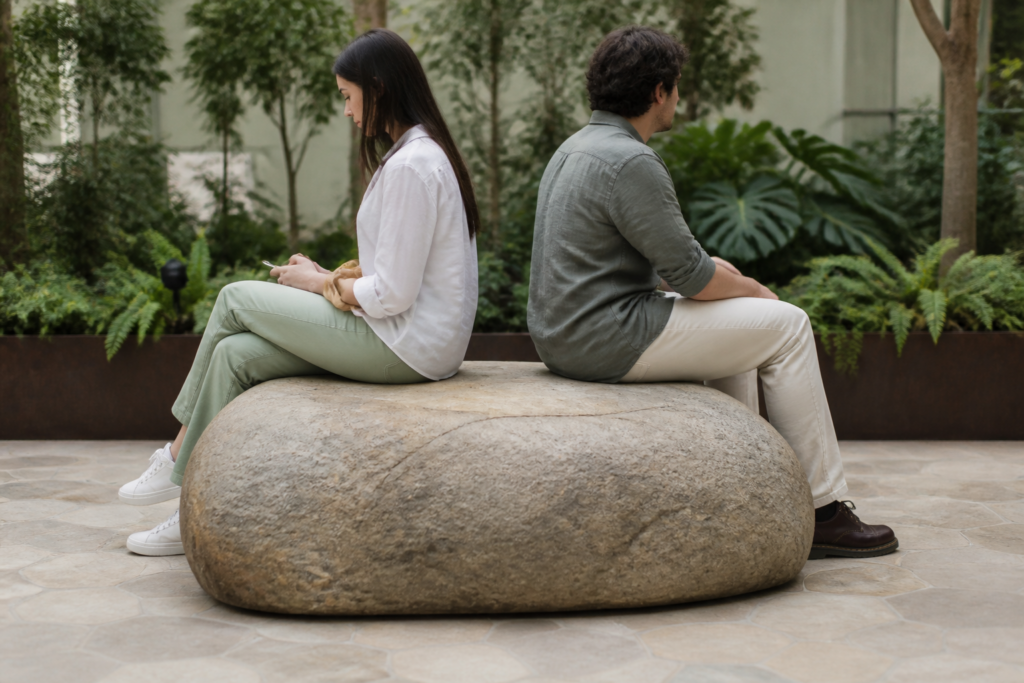 RB-110 — Backless Boulder Bench