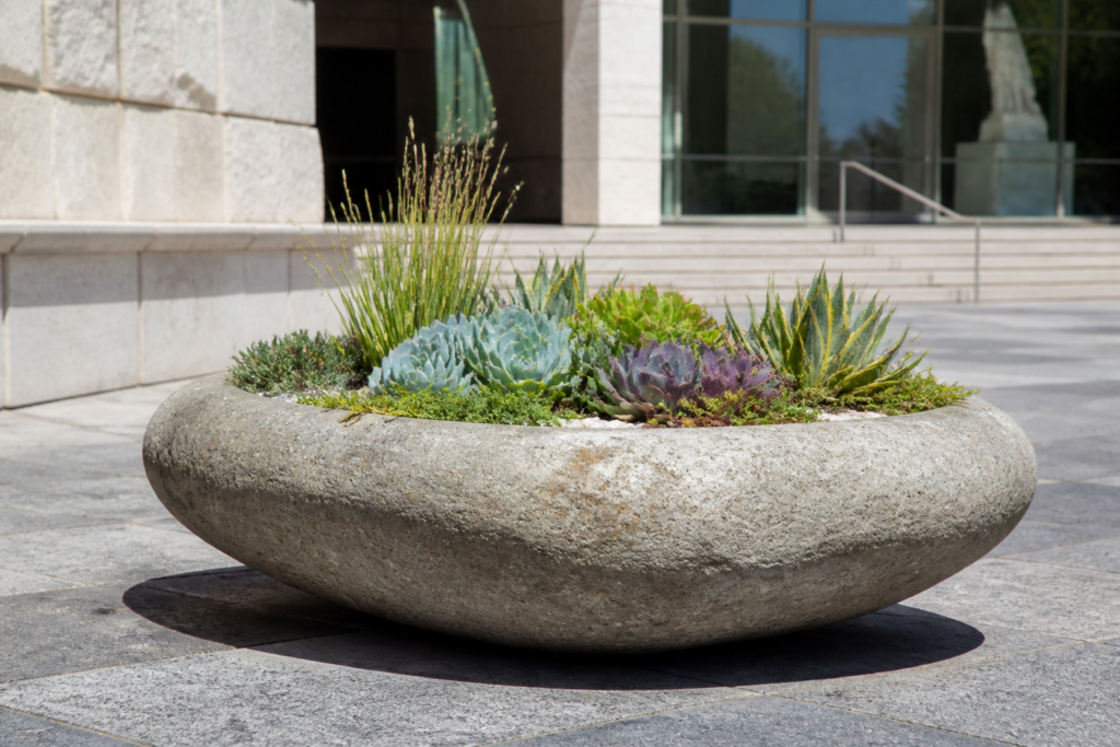 RP-109 — Low Bowl Rock Planter